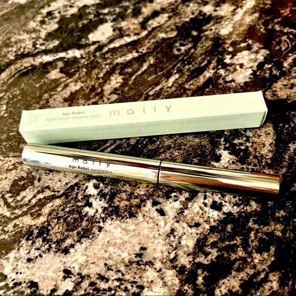 🌸3/$25 🆕 RARE Mally Beauty Age Rebel Waterproof Eyeshadow Stick in Sugar Shade - Picture 2 of 10